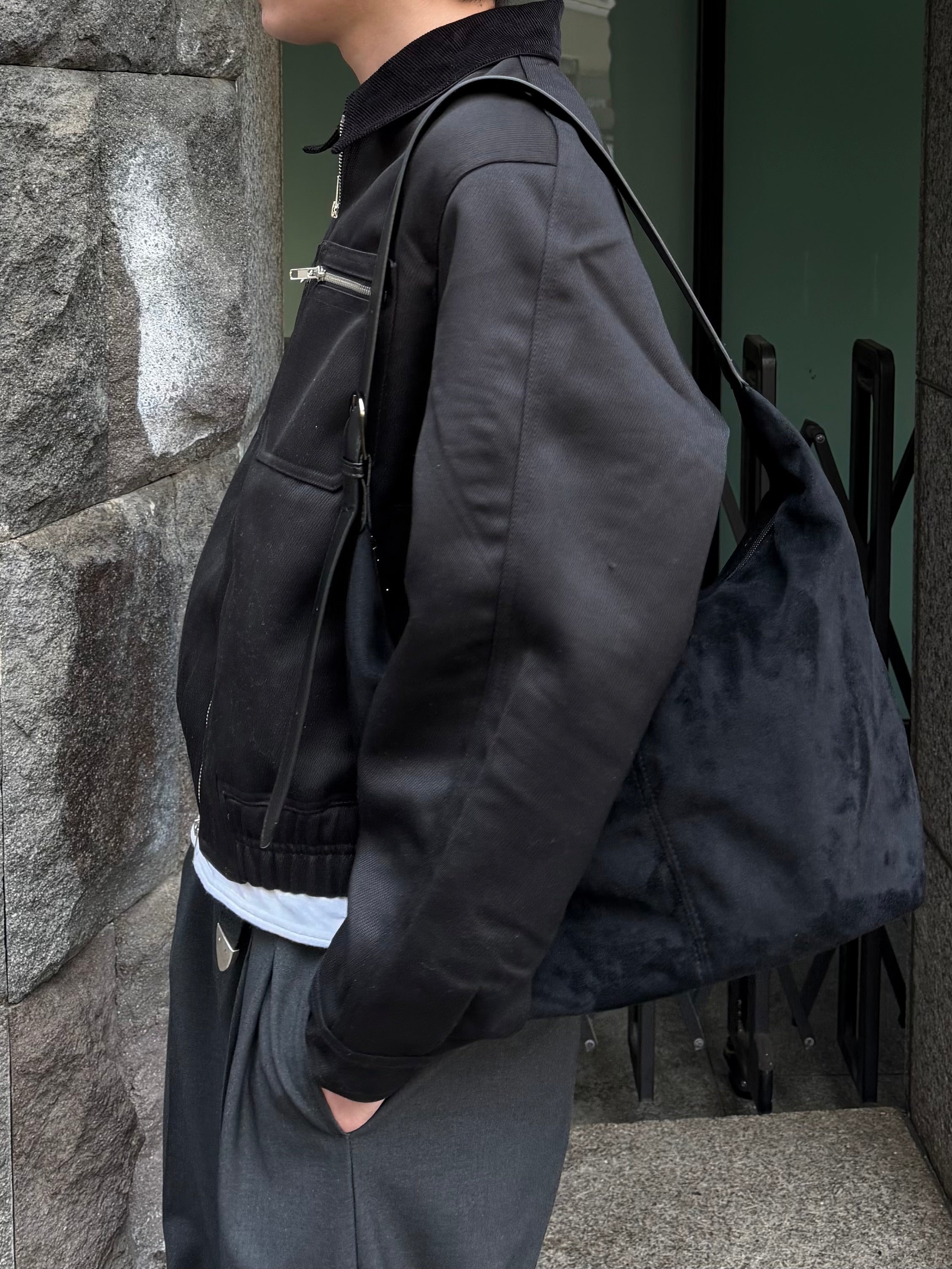 東京店WEB限定受注制【Chikashitsu +】suede stitch cross bag