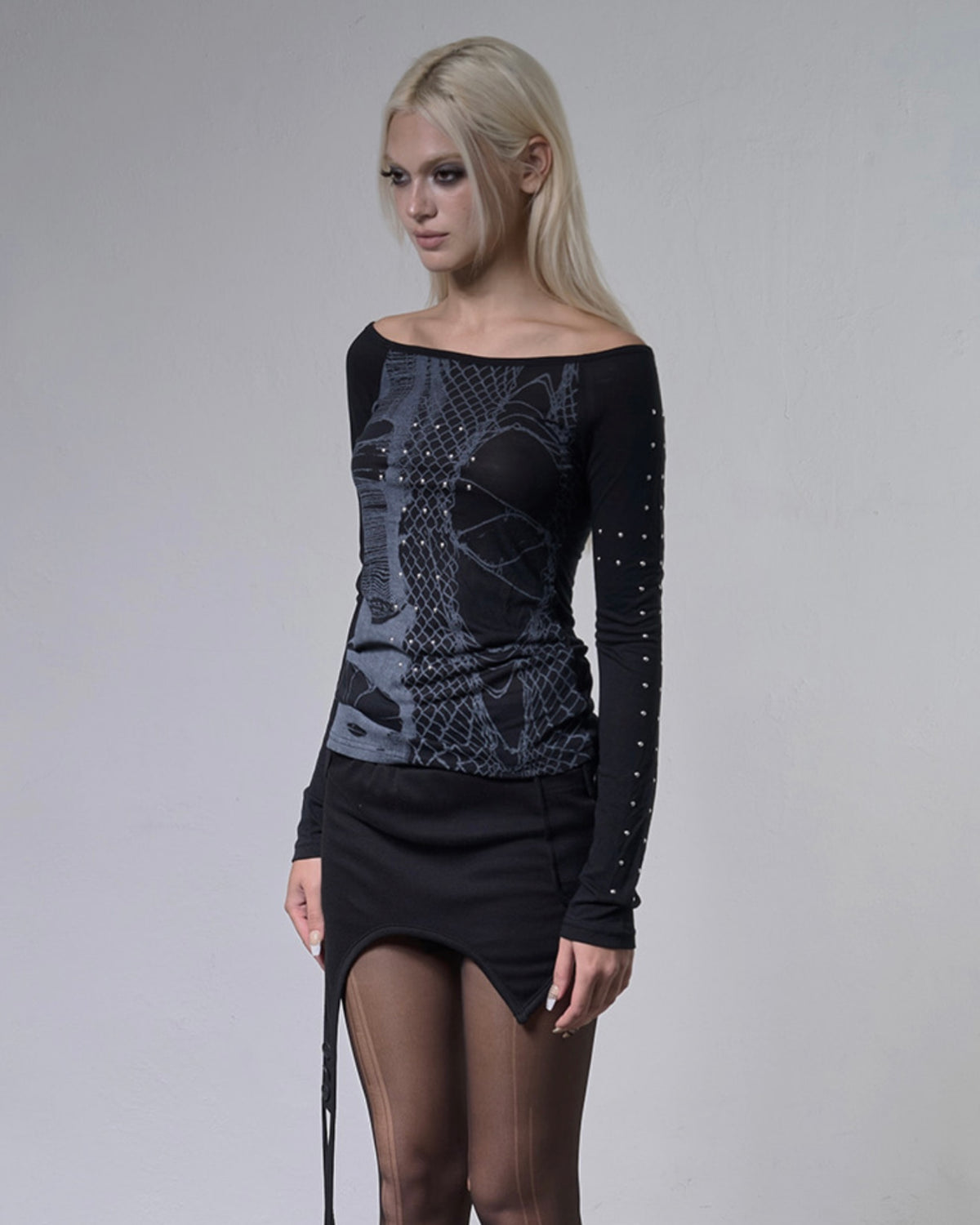【FANCY CLUB】WEB STUD OFF-SHOULDER