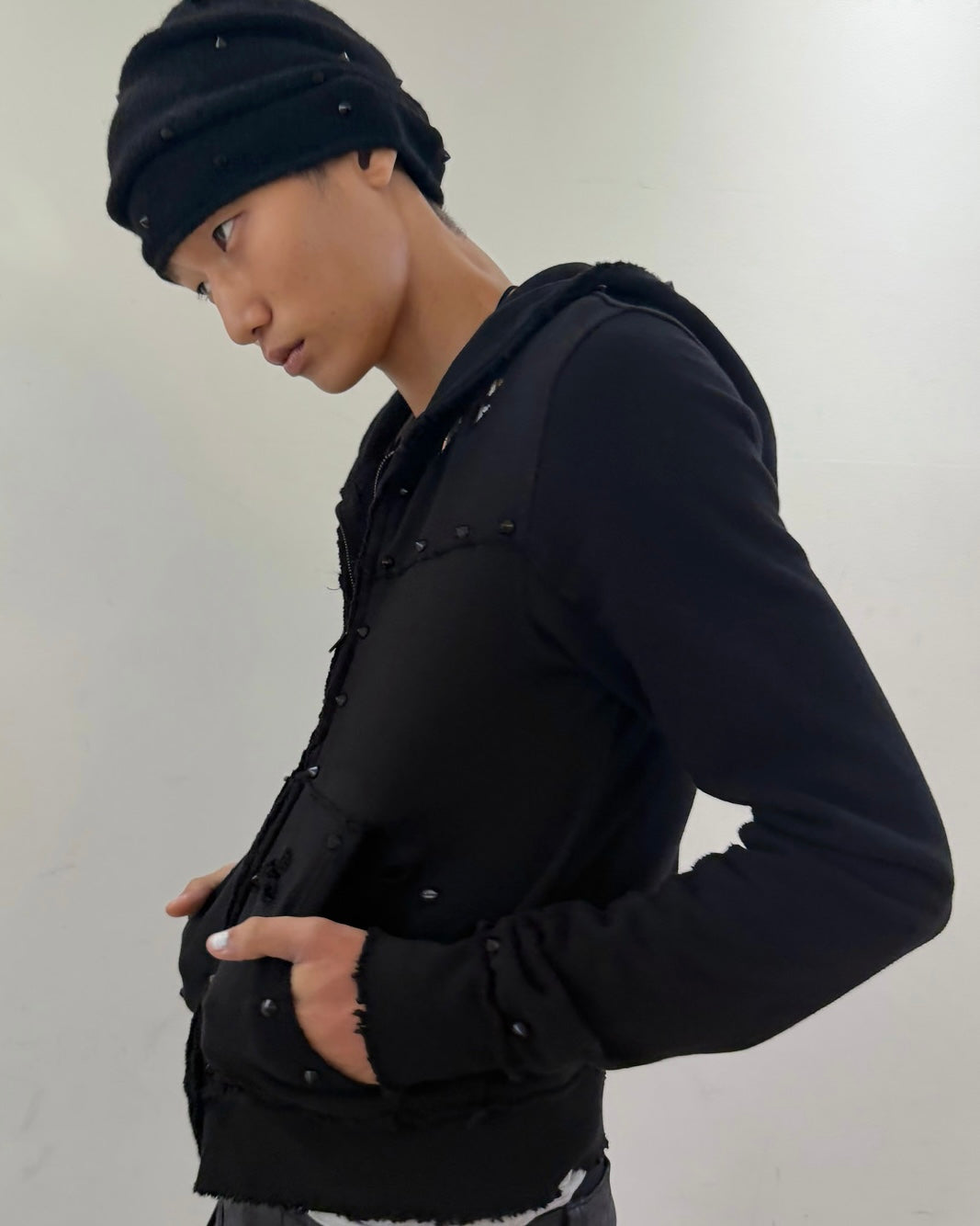 【LECYTO】Spike Studded Knit Beanie