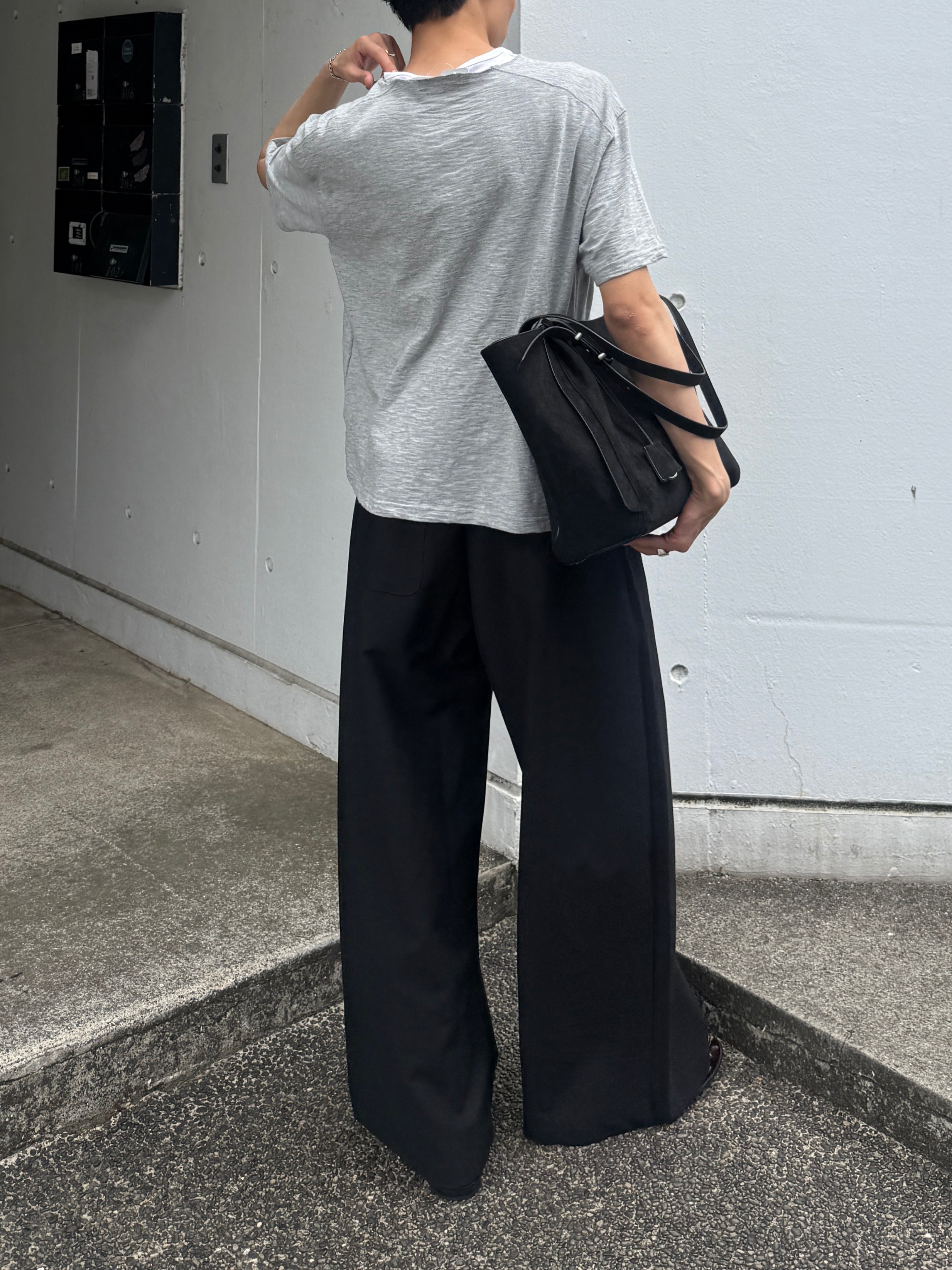 東京店WEB限定受注制【Chikashitsu +】cropped henley neck tee (3color)