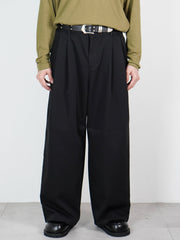 受注制【Chikashitsu +】2 tuck straight slacks