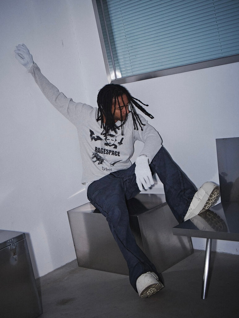 【BEBOF】Black Side Cut Flared Jeans