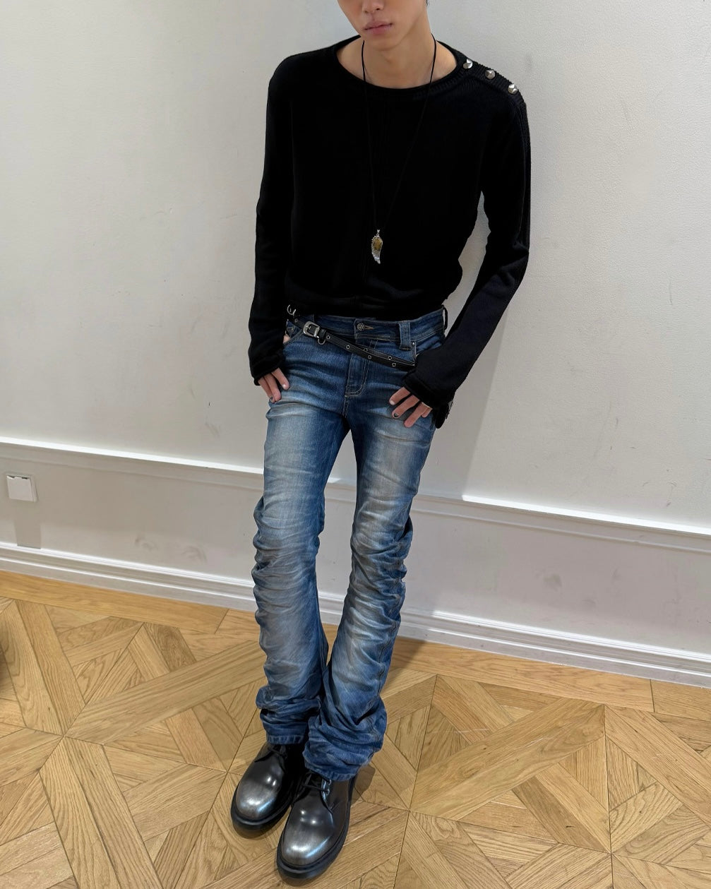 【LECYTO】Glitch Washed Curved Denim Pants