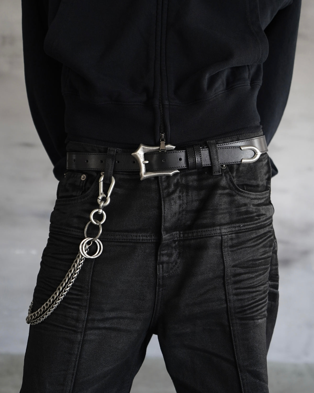 【CHIKASHITSU PLUS HIGH】Gothic leather buckle belt