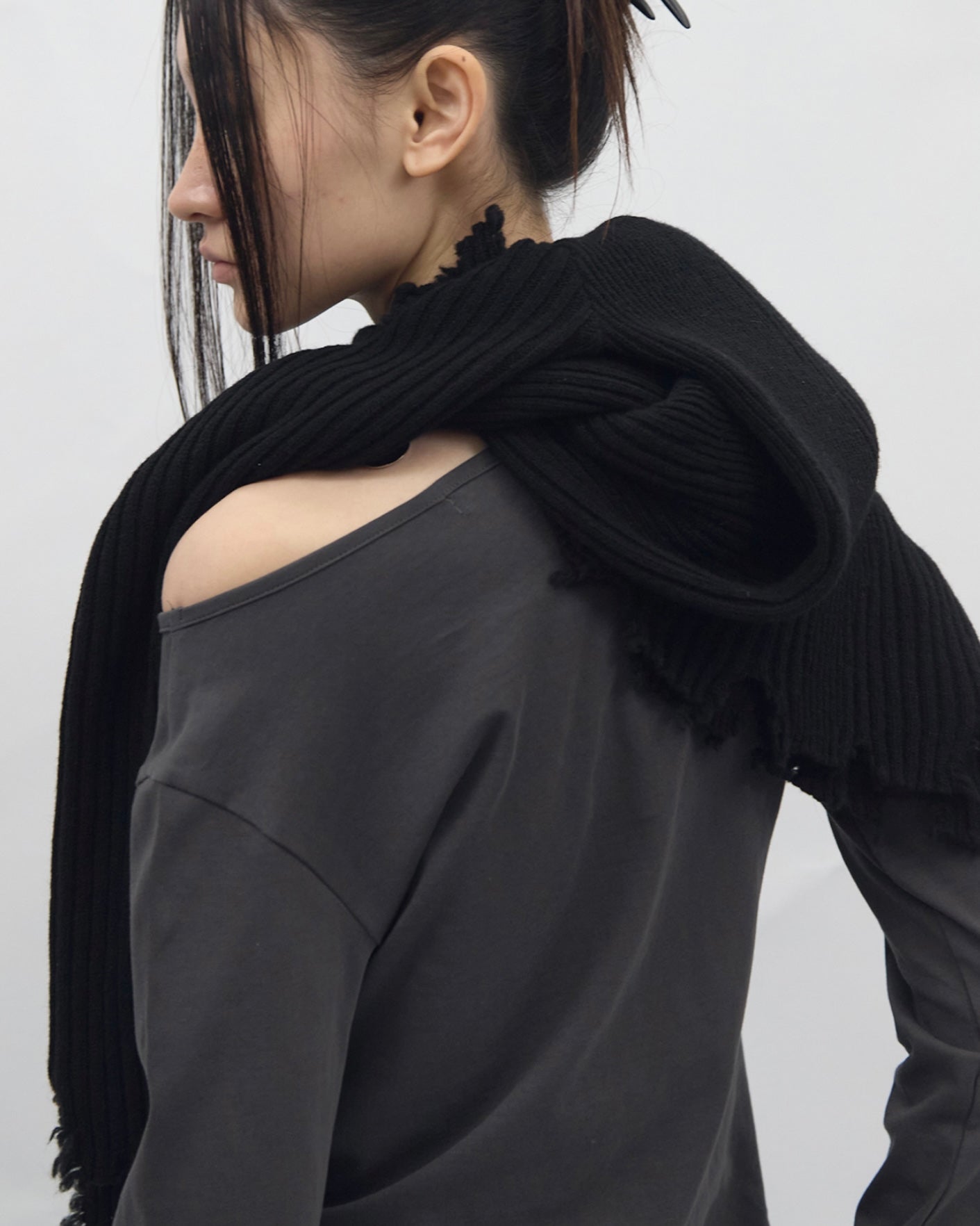 【BLR BLUER】Traced Flower Long Sleeve