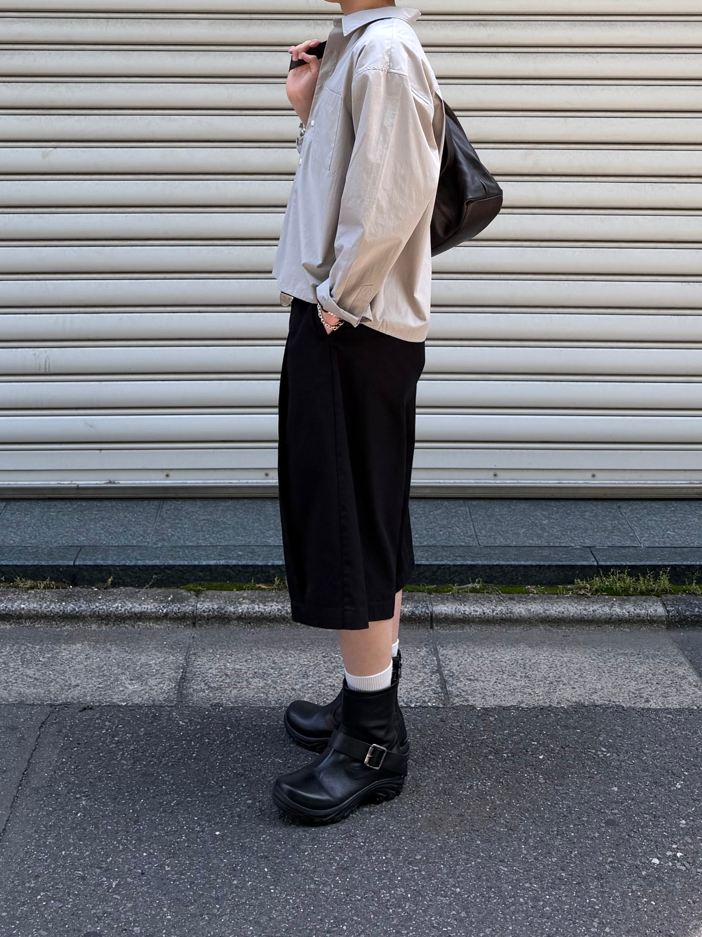 東京店WEB限定受注制【Chikashitsu +】cow leather cross bag (2color)