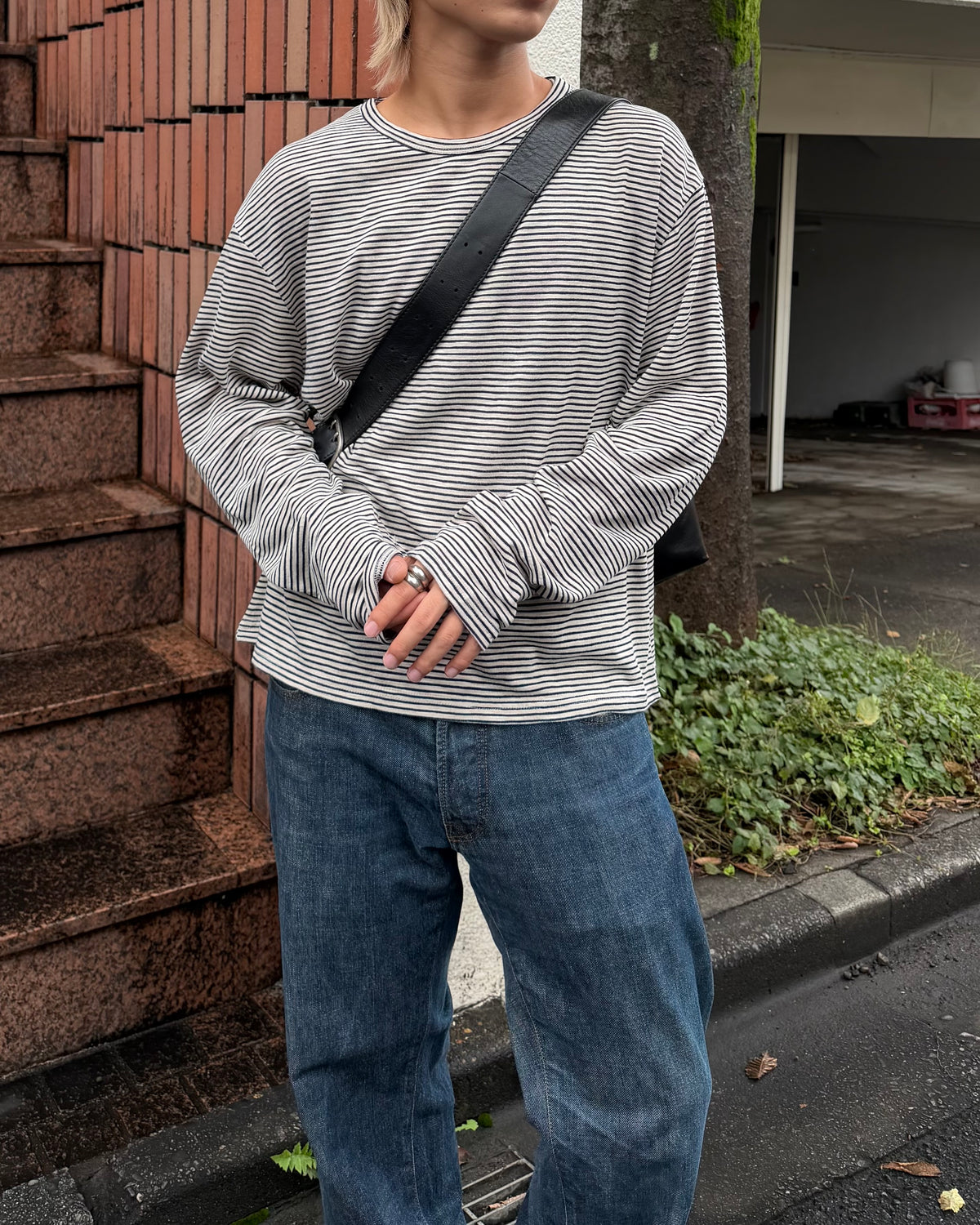 東京店WEB限定受注制【Chikashitsu +】cropped border long sleeve tee (2color)