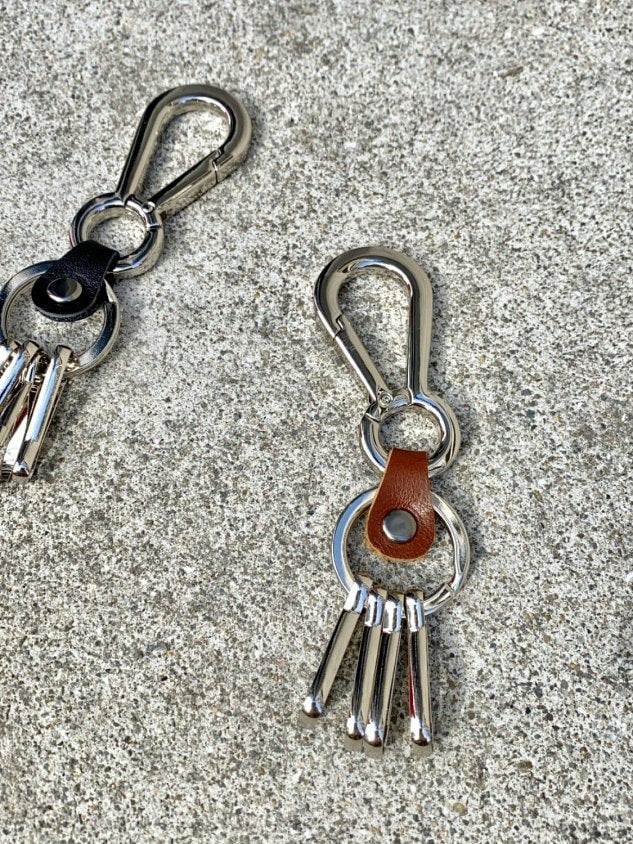 【チャッチュ】 受注制【Chikashitsu +】design key chain (2color) – PRESSING WEB SHOP