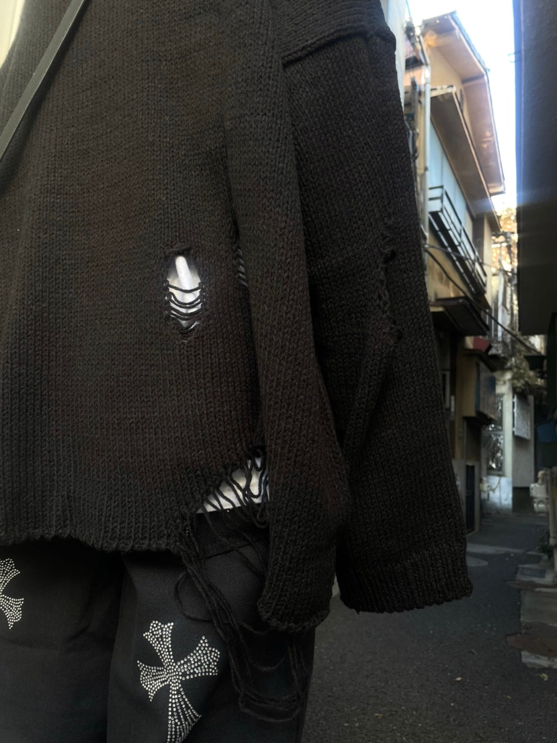 受注制【Never mind the XU】damage knit (2color)