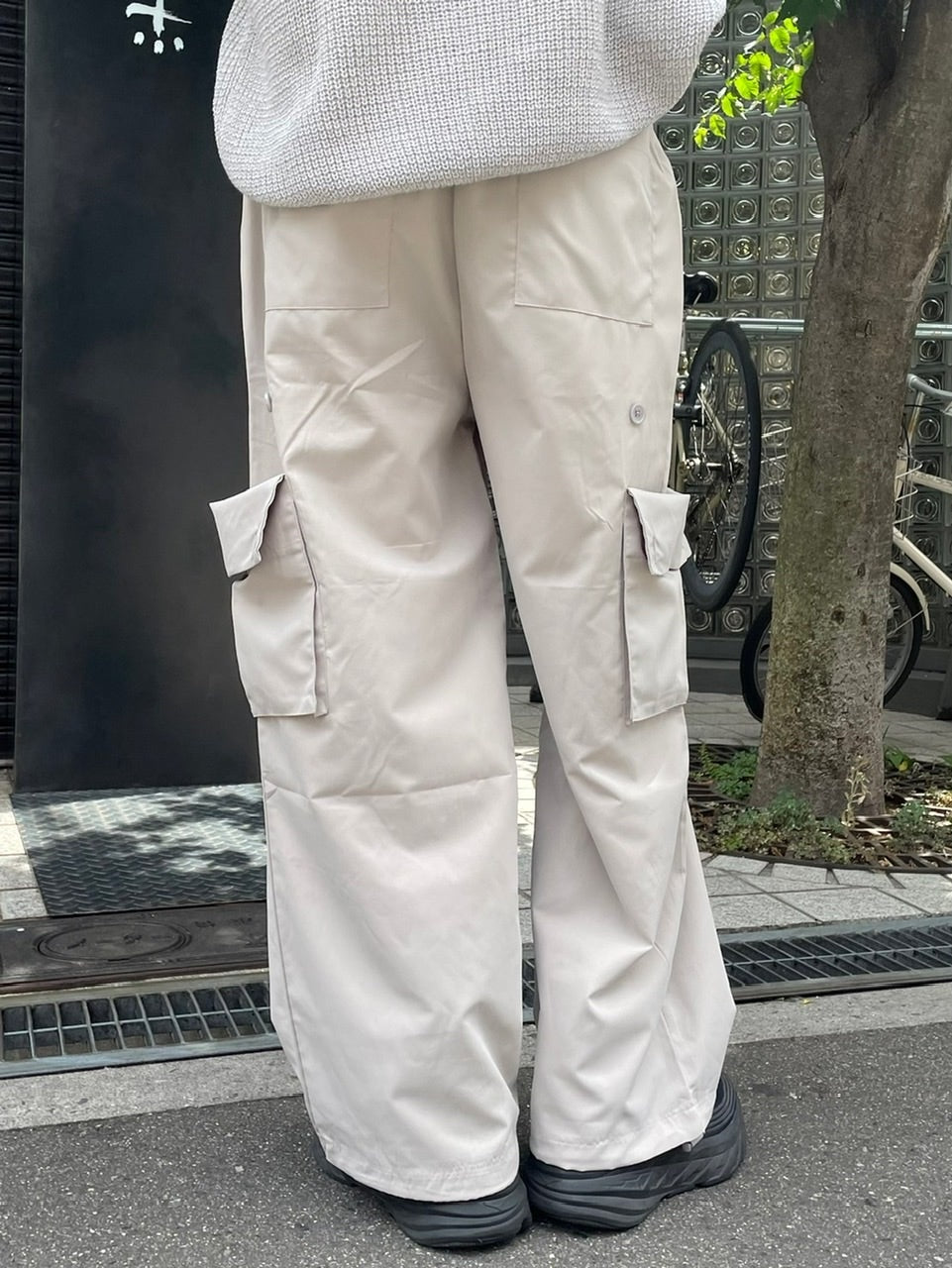 受注制【Chikashitsu +】pocket cargo pants (2color)