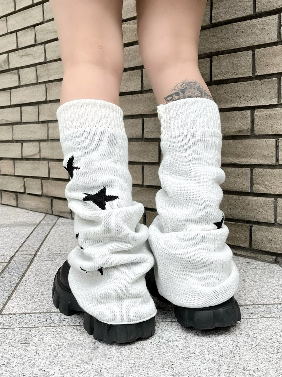 受注制【Never mind the XU】reversible star leg warmer (2color