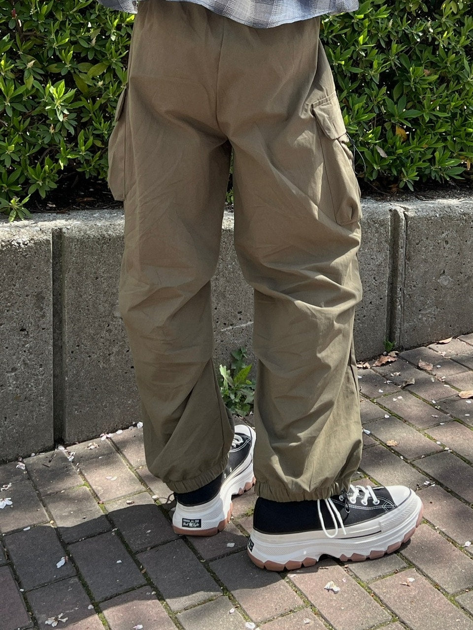 大阪店WEB限定受注制【Chikashitsu +】full length cargo pants (2color)