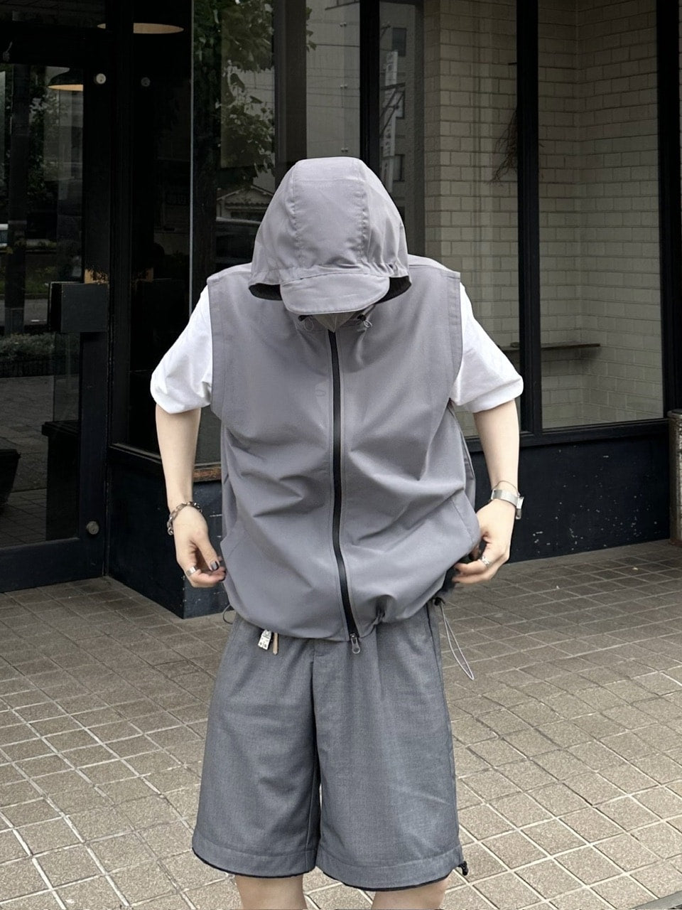大阪店WEB限定受注制【Chikashitsu +】nylon hood vest (2color)
