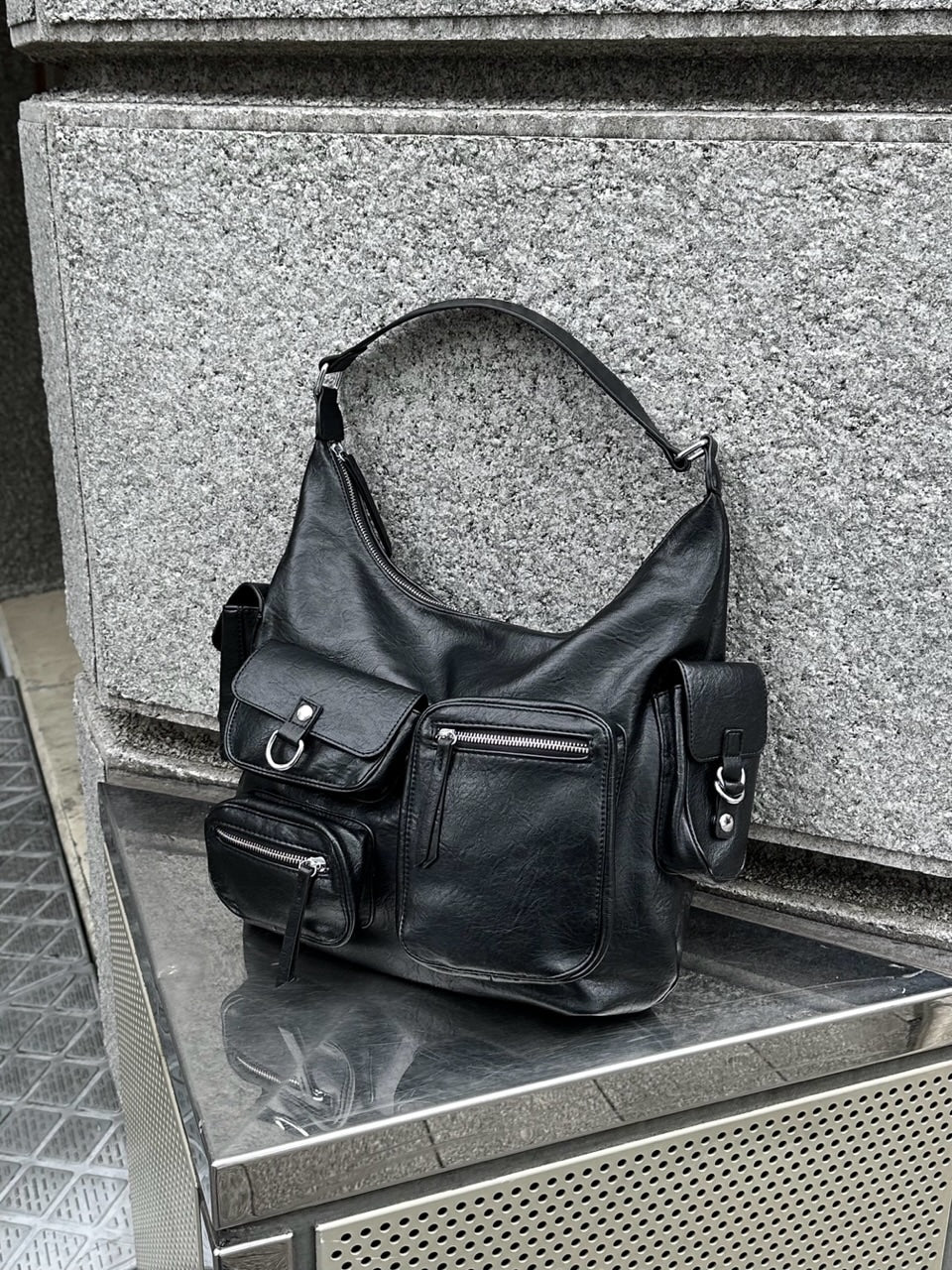 大阪店WEB限定【Chikashitsu +】leather pocket shoulder bag
