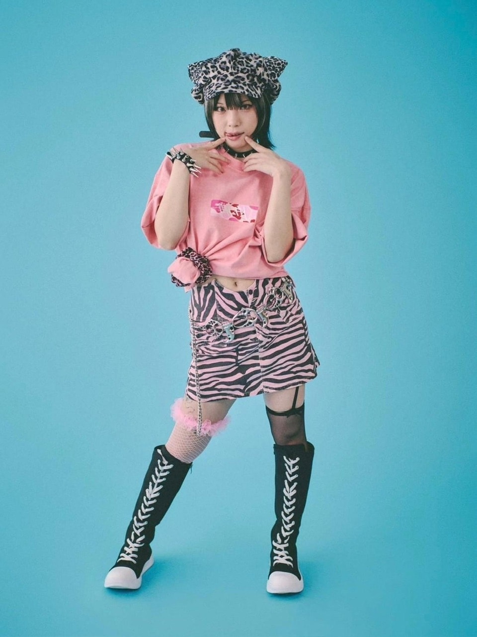 【GALFY】ガルフィーカモボックスロゴTee