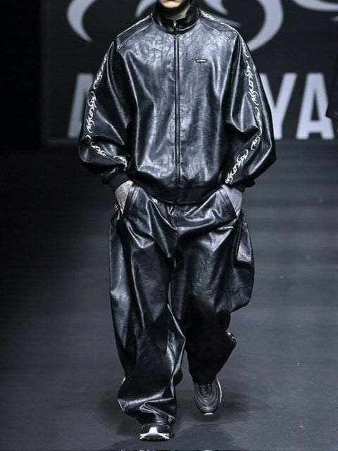 【AJOBYAJO】Vegan Leather One Tuck Track Pants