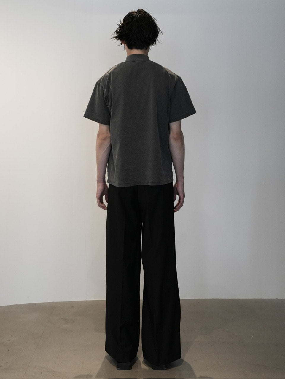 【CS】Shoulder zip mockneck tee (pigment black) / 【シーエス】ショルダージップモックネック半袖Tシャツ