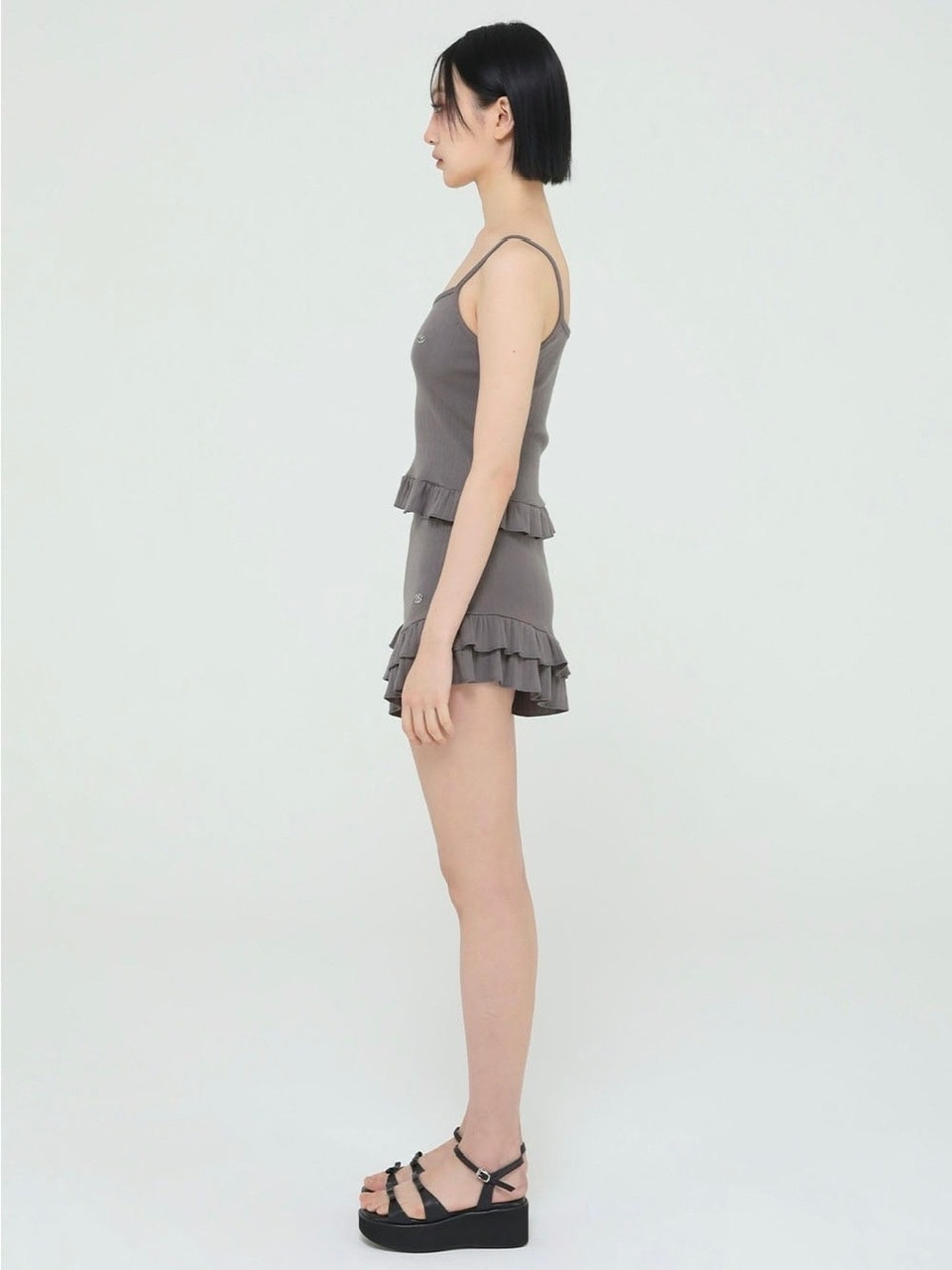 【Uglyshadow】US RUFFLE SLEEVELESS