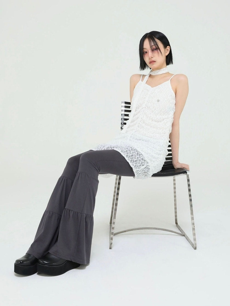 【Uglyshadow】TIE SHIRRING LACE DRESS