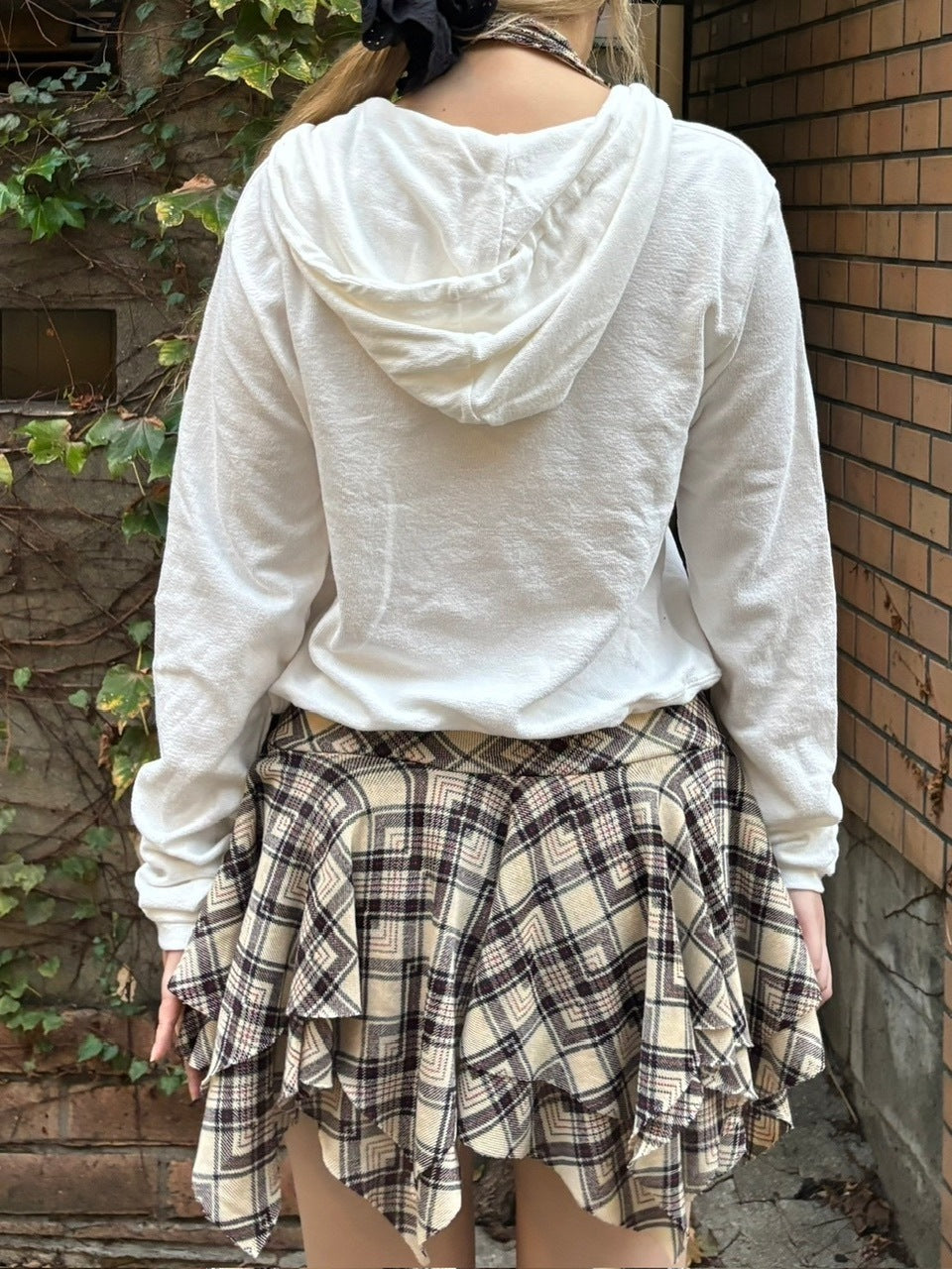 受注制【oaks】cut off v neck cropped hoodie (2color)