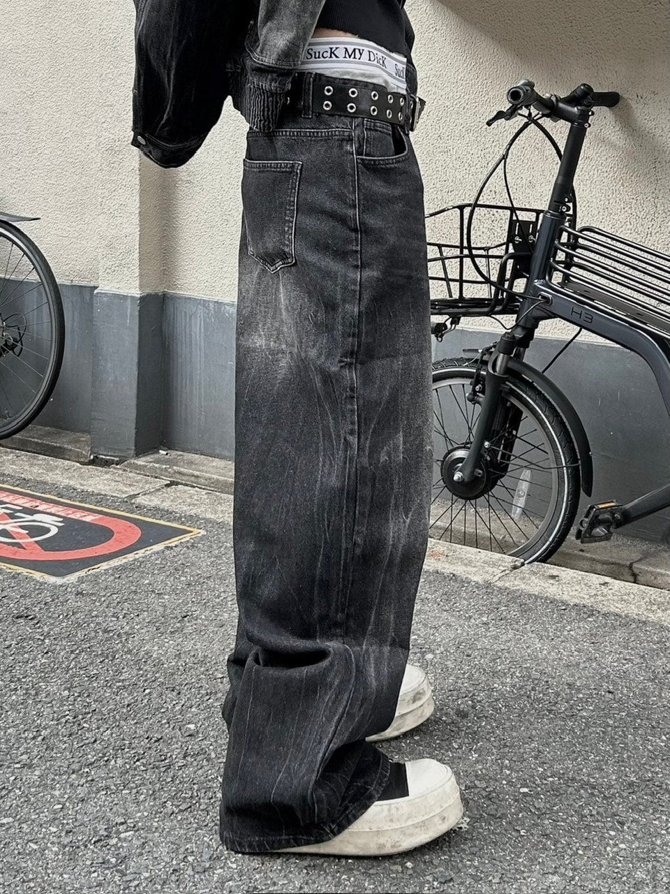 大阪店WEB限定受注制【Chikashitsu +】vintage wash wide denim pants (black)