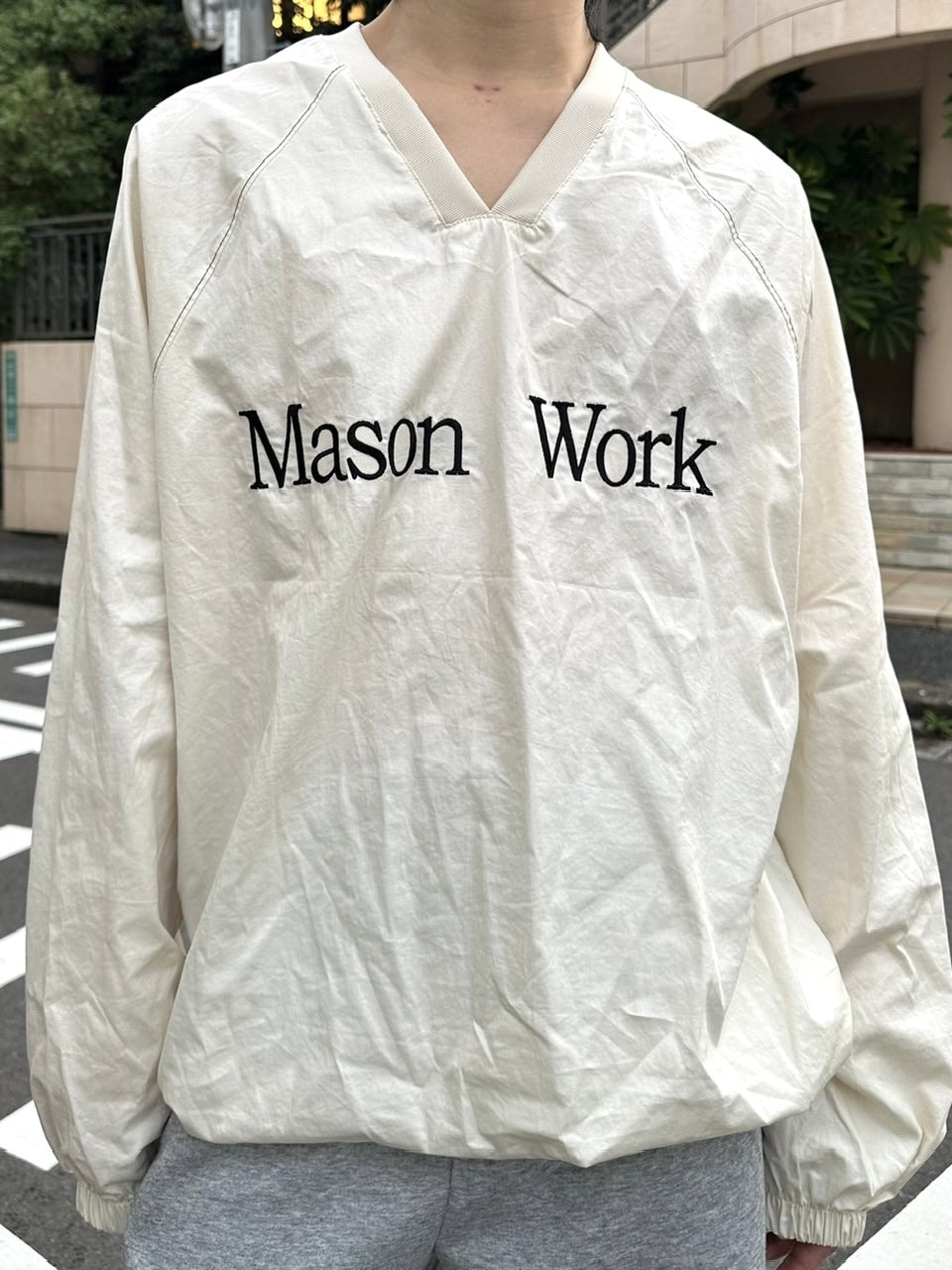 受注制【LUV CODE】coated v neck top (2color)