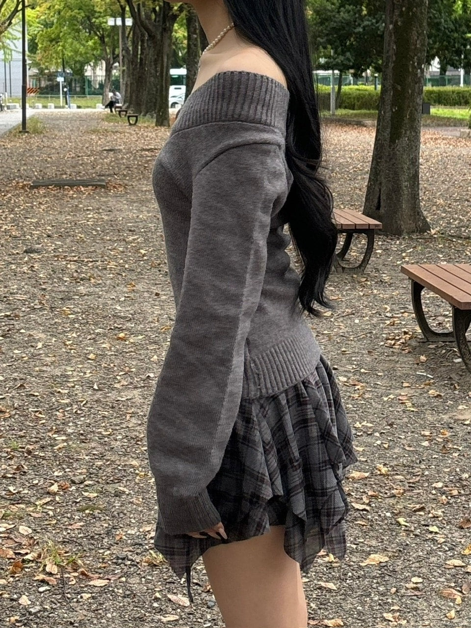 受注制【oaks】vneck offshoulder knit (3color)