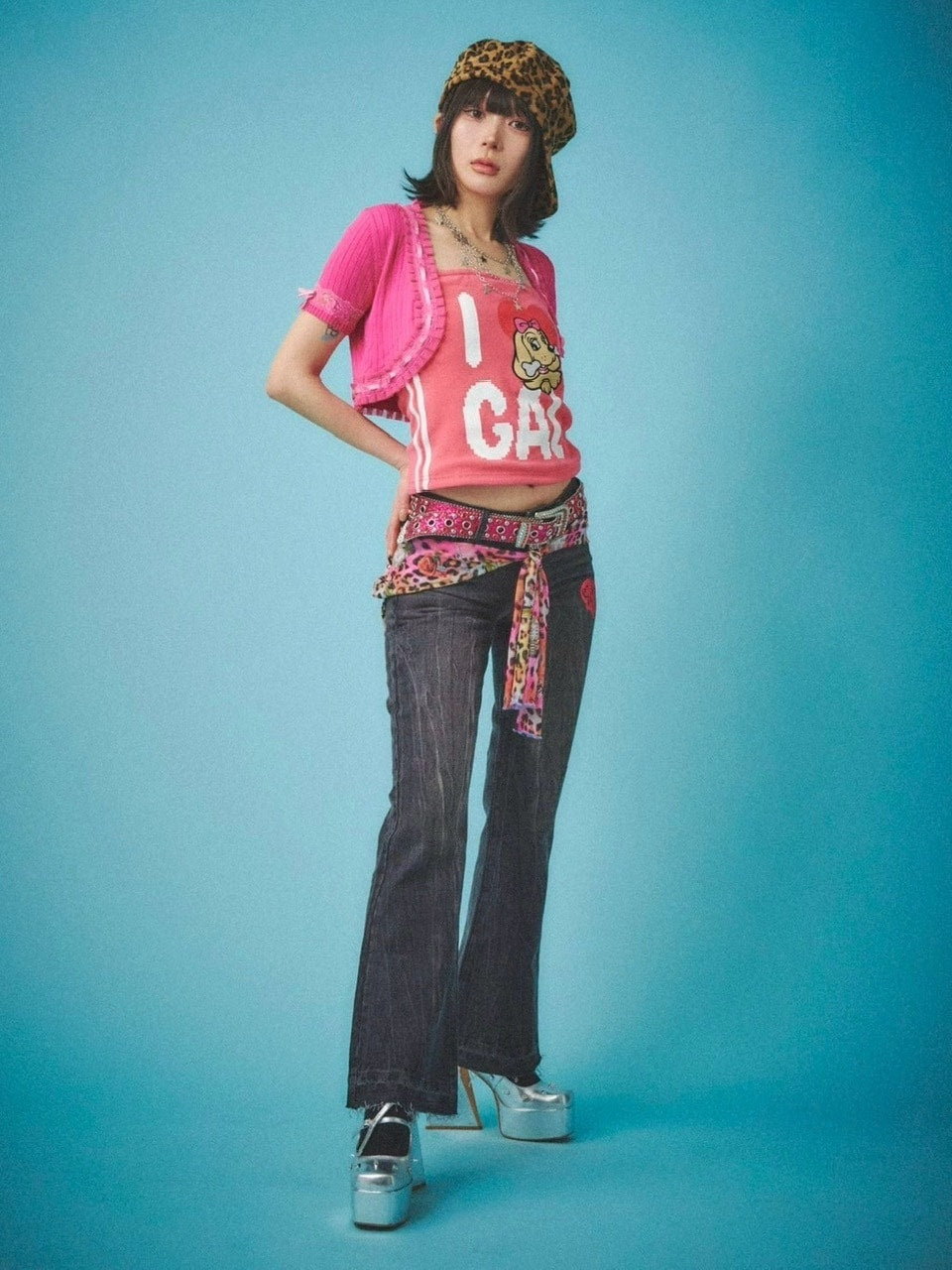 【GALFY】GALローライズフレアデニム