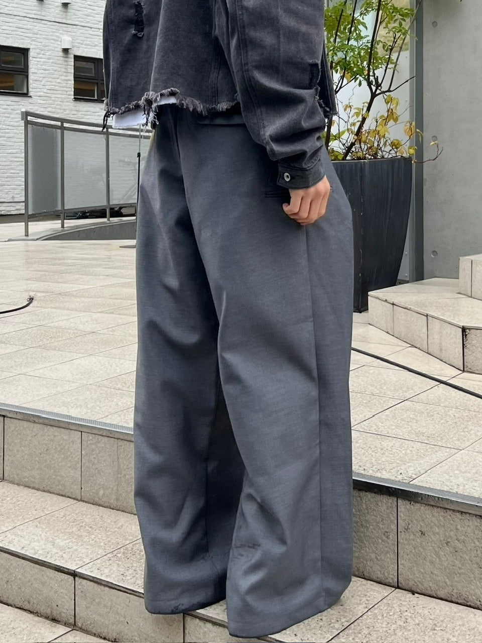 大阪店WEB限定受注制【Chikashitsu +】double tuck balloon slacks (2color)