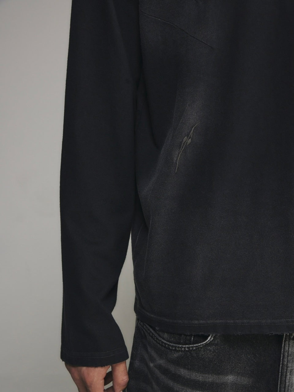 【BLR BLUER】RAIN DESTROYED GRADATION BLEACHED LONG SLEEVE