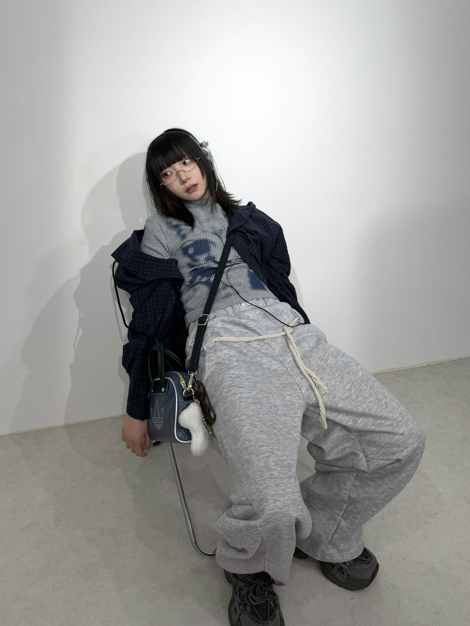 【Nerd out XU】waist rope loose sweat pants (2color) / 【ナードアウトエックスユー】ウエストロープルーズスウェットパンツ