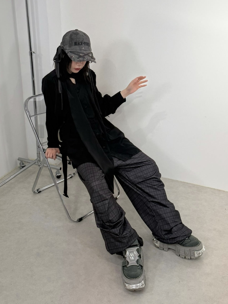 国際配送【Nerd out XU】check tuck wide pants