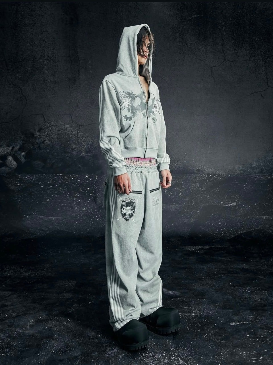 【Cozy world Wide】ROYAL KNIGHT CLUB WAXED - HOODZIP