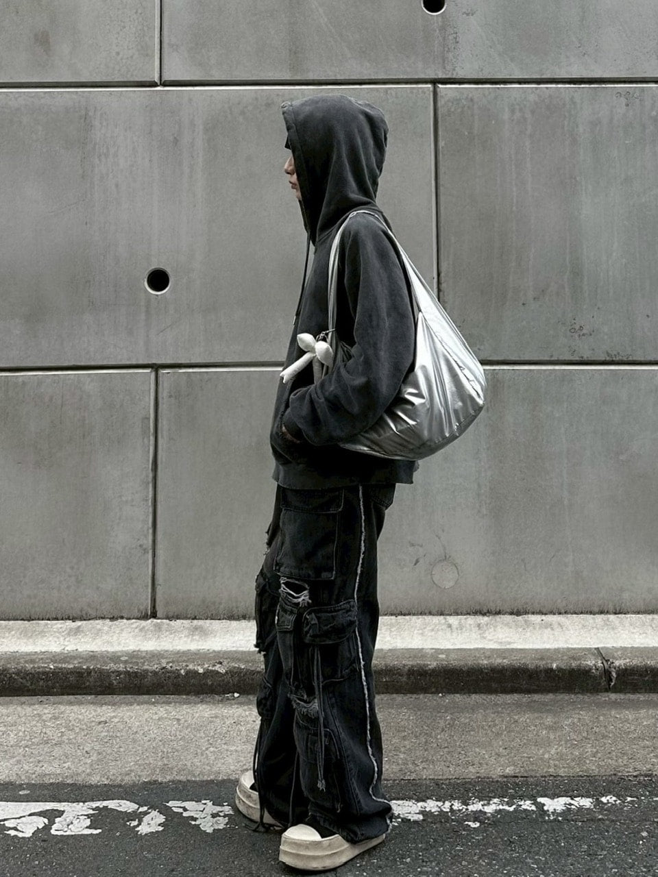 国際配送【LUV CODE】damage denim cargo pants