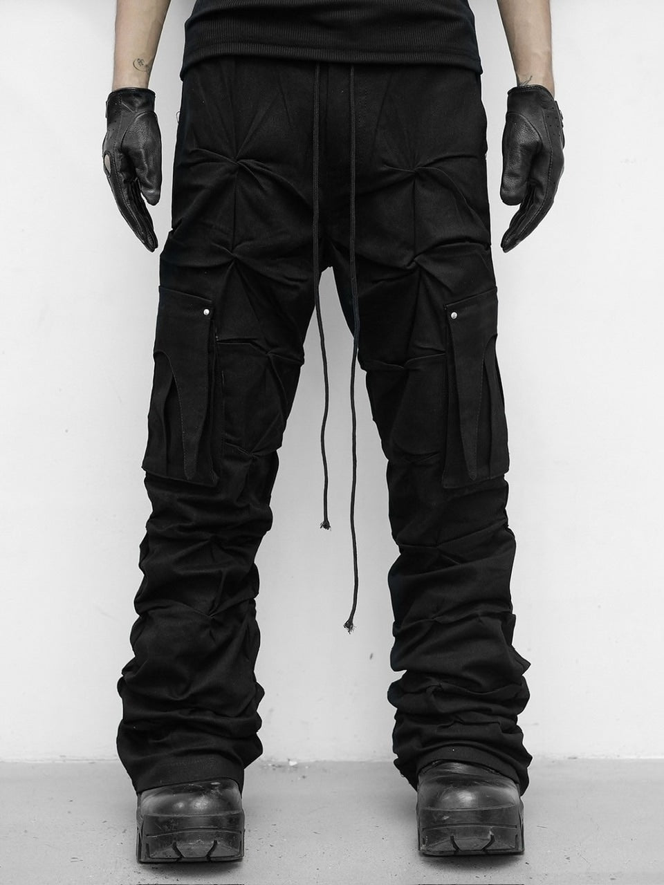 【RICH】Black Expansion Pants