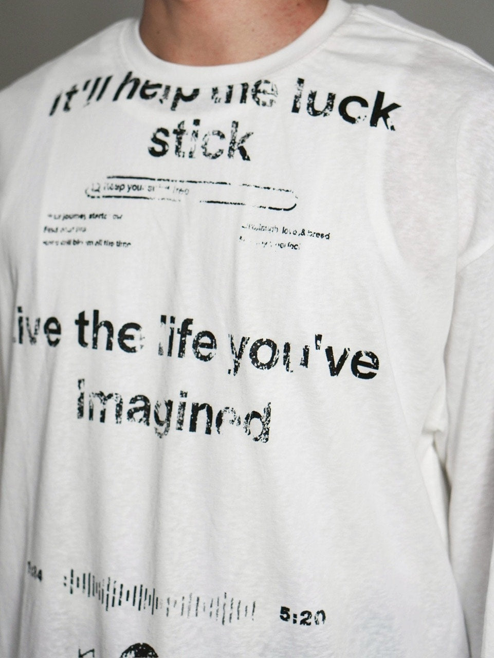 【Chikashitsu +】croque lettering long sleeve / 【チカシツプラス】モックネックレタリング長袖Tシャツ(2color)