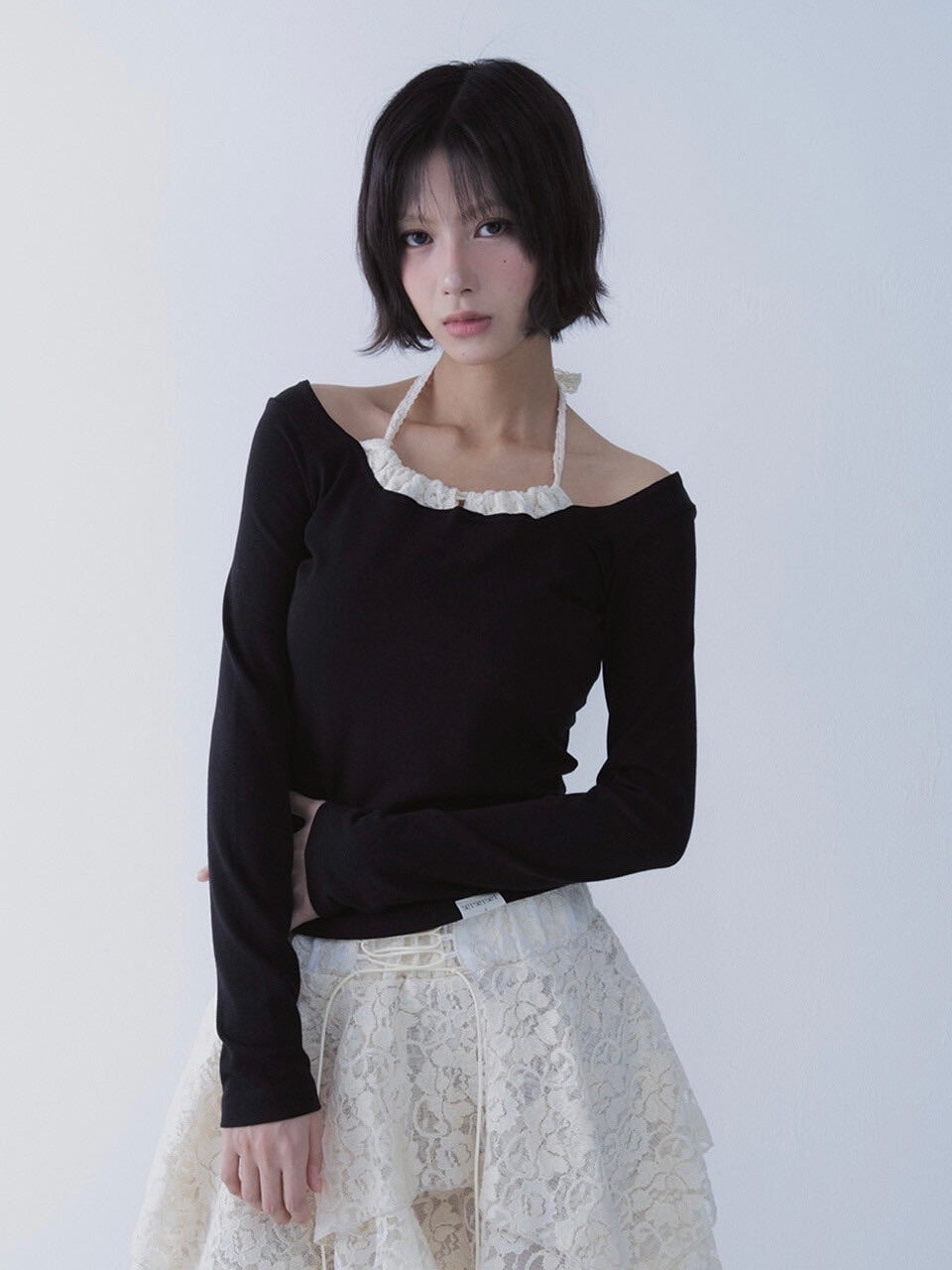 【SETSETSET】LACE HALTERNECK TEE