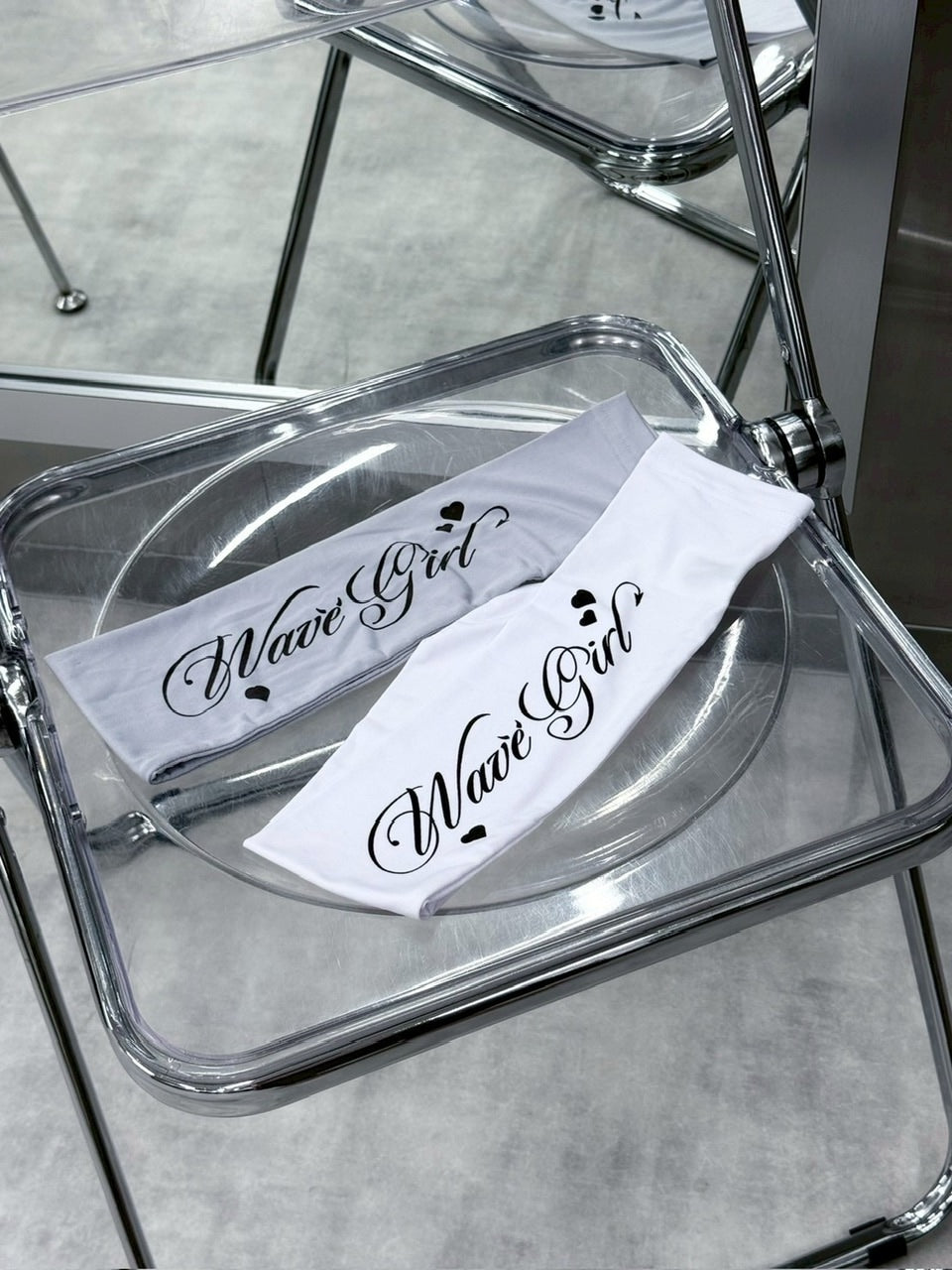 受注制【nmtc +】lettering socks (2color)