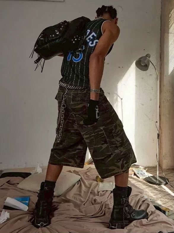 【DND4DES】CAMO BIG-POCKET GRAFFITI CARGO SHORTS