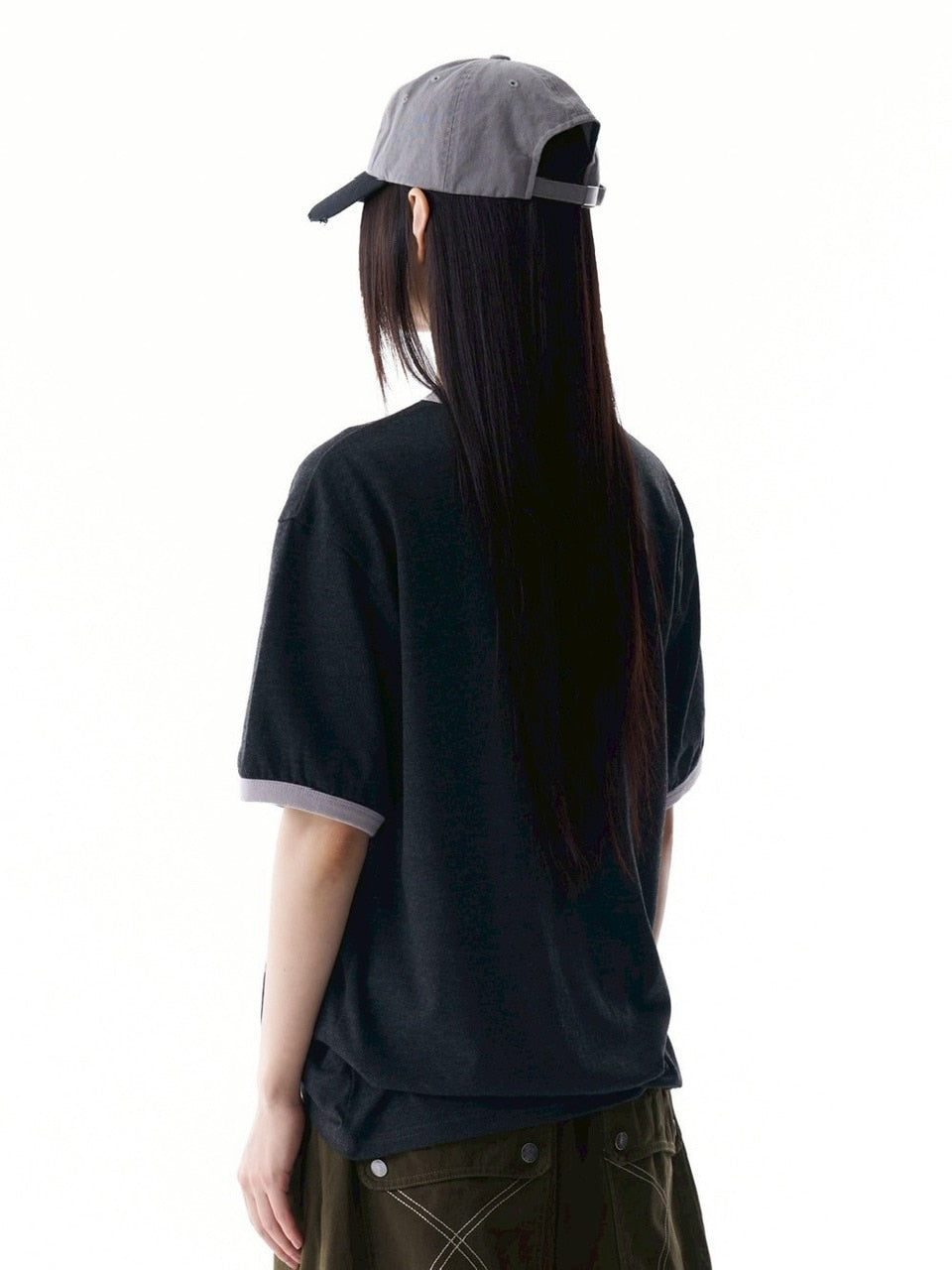 【AAKAM】Cracked Letter Ringer Top