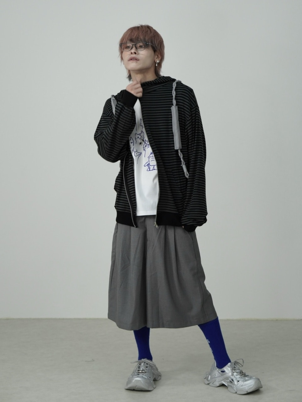 国際配送【Nerd out XU】lots of neko tee / 【ナードアウトエックスユー】キャットプリント半袖Tシャツ