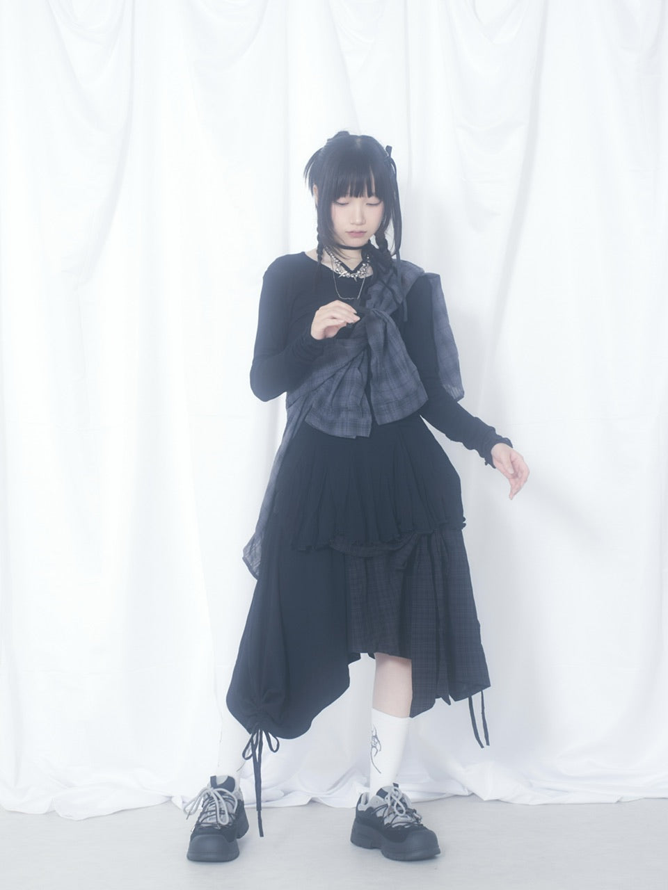 国際配送【Nerd out XU】docking ribbon check asymmetry skirt