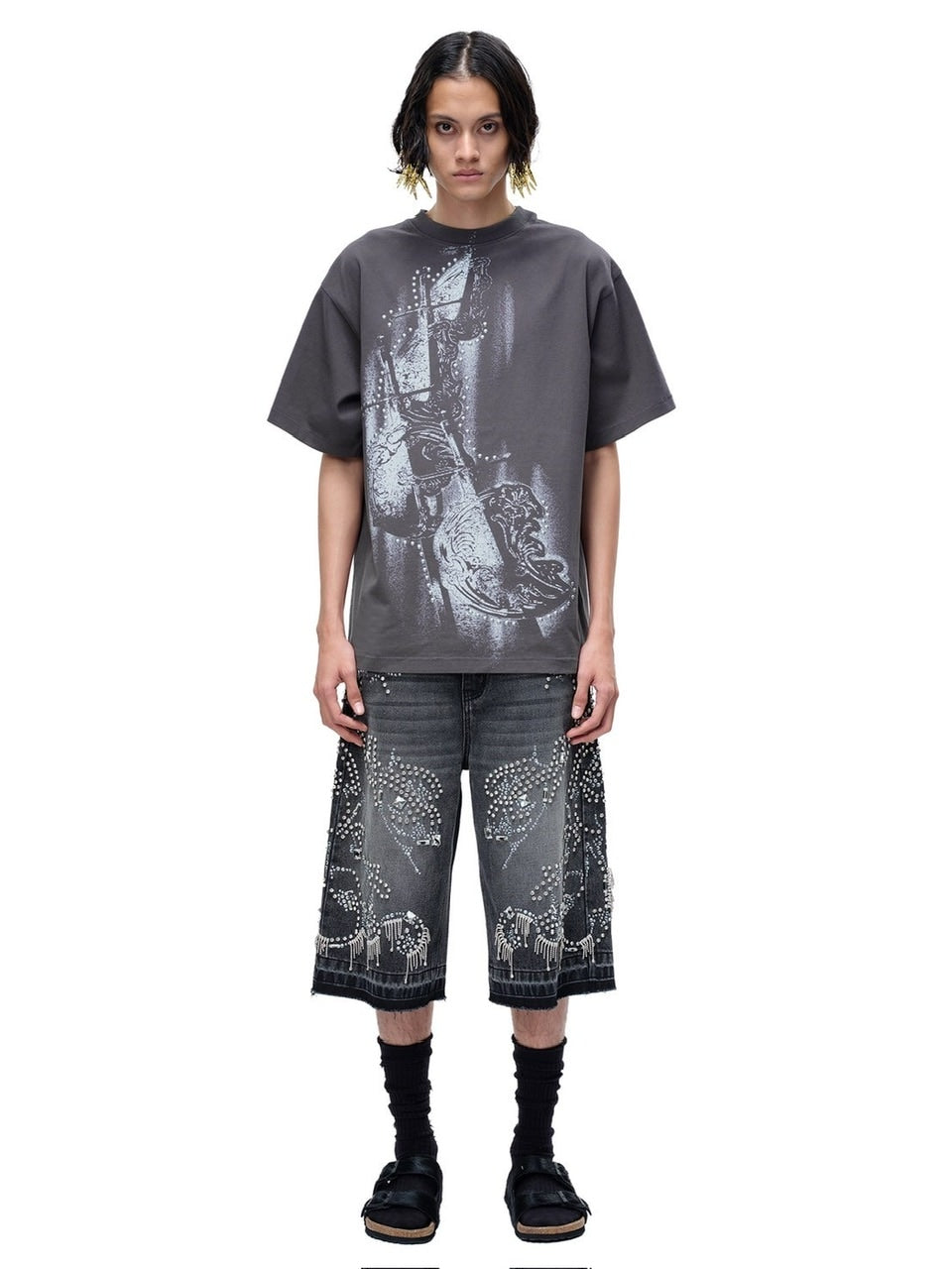 【The Boy Has No Patience】LUMINOUS DAWN PHANTOM SWORDSHIELD TEE / 【ザボーイハズノーペーシェンス】パールグラフィックメタルロゴ半袖Tシャツ