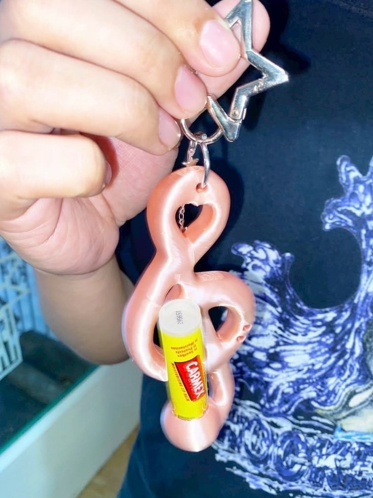 【EVERYTHINGS】PEARLY-PINK(TREBALM) / 【エブリシングス】ピンクスターリーミュージックモチーフリップケースキーリング