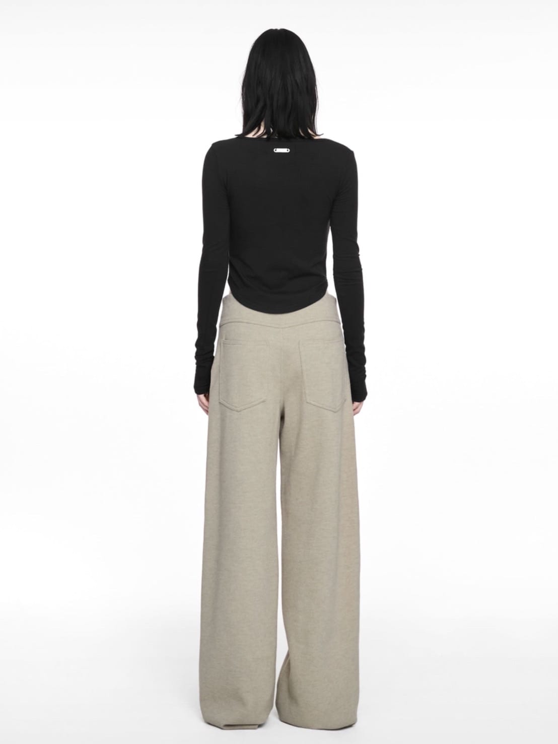 【NACHE】SIGNATURE CROP LONG SLEEVE