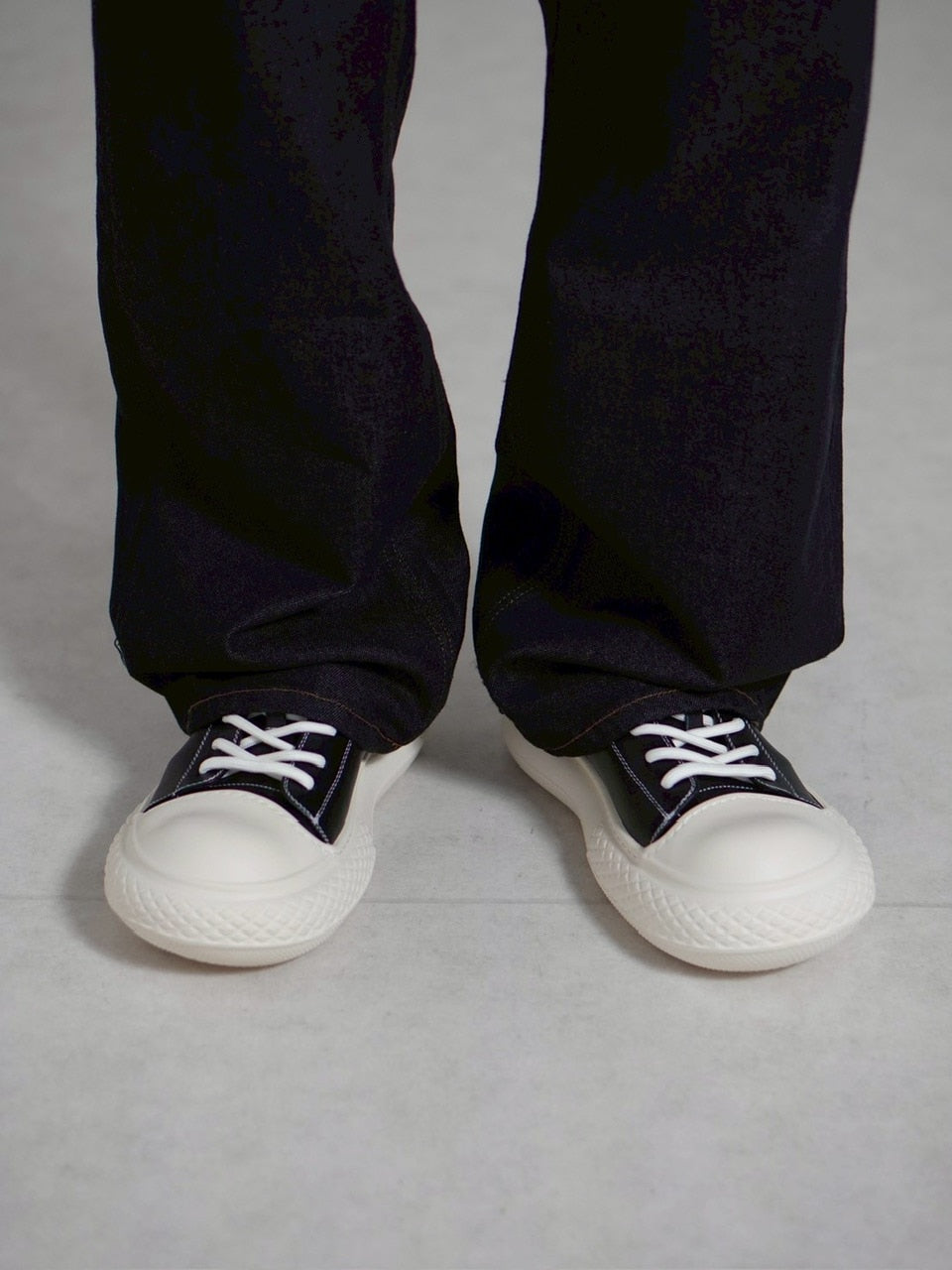 受注制【Chikashitsu +】volume toe sneaker / 【チカシツプラス】ボリュームトゥースニーカー