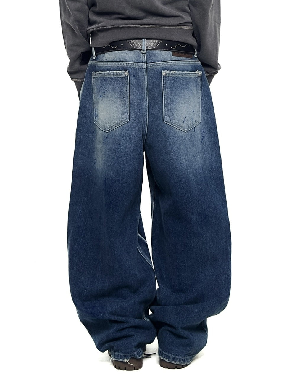 【AAKAM】Paint Washed Denim Pants