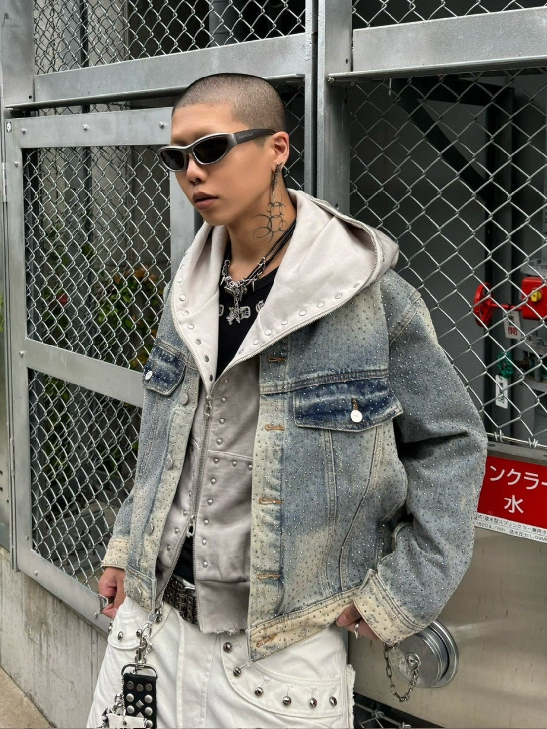 【Never mind the XU】rhinestone denim jacket / 【ネバーマインドザエックスユー】ラインストーンデニムジャケット (2color)
