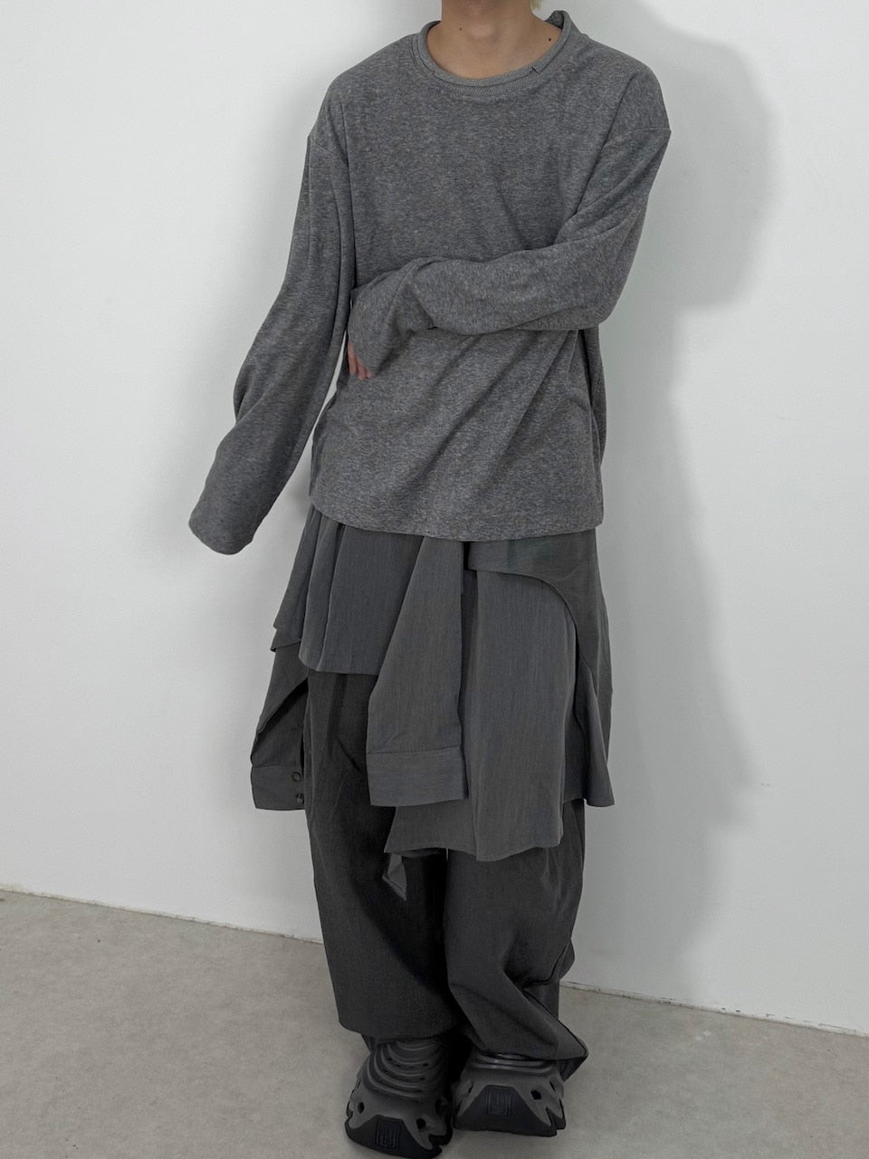 【Nerd out XU】light knit sweater (2color)