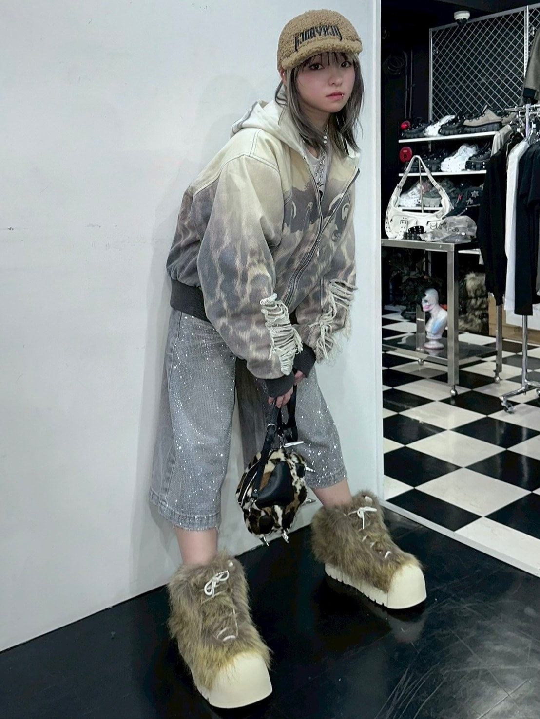 【Never mind the XU】rhinestone half pants/ 【ネバーマインドザエックスユー】ラインストーンハーフパンツ